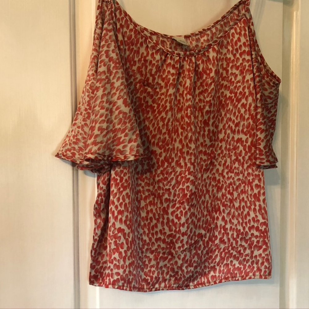 PAPER CRANE  OFF THE SHOULDER TOP